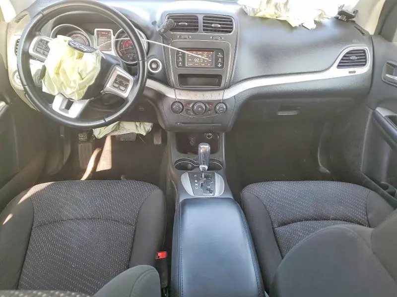 2020 DODGE JOURNEY SE  