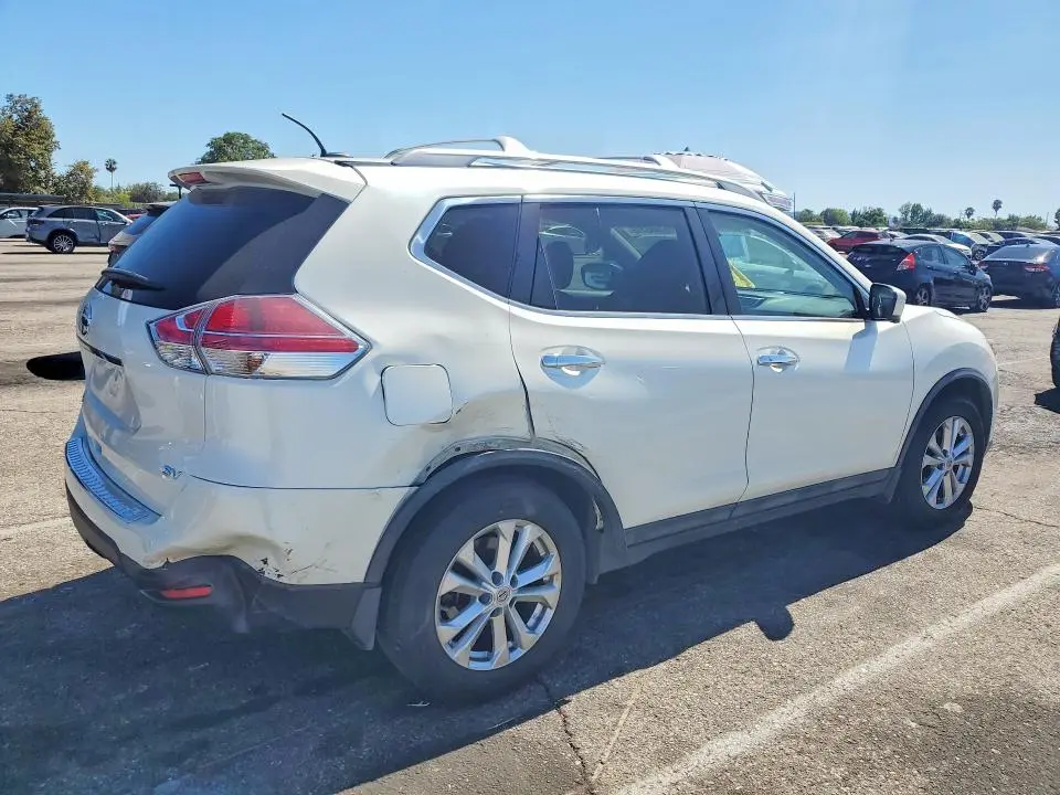 2015 NISSAN ROGUE SV  