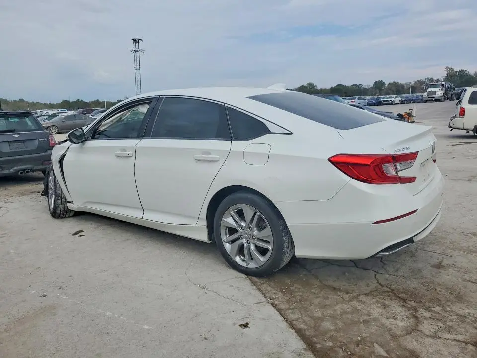 2018 HONDA ACCORD LX  