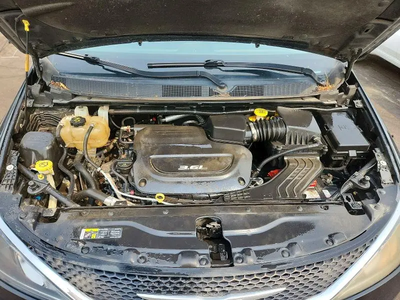 2017 CHRYSLER PACIFICA TOURING L PLUS  