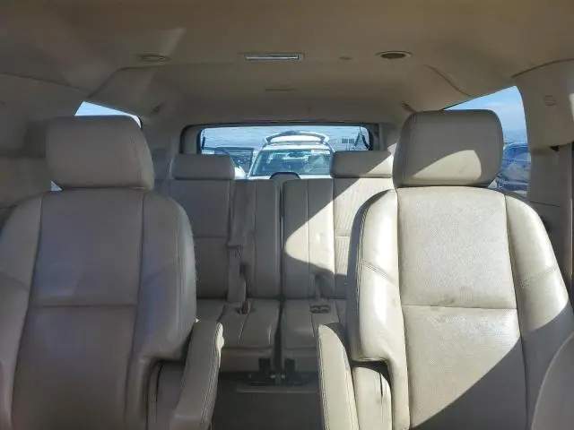 2011 CHEVROLET SUBURBAN K1500 LTZ  