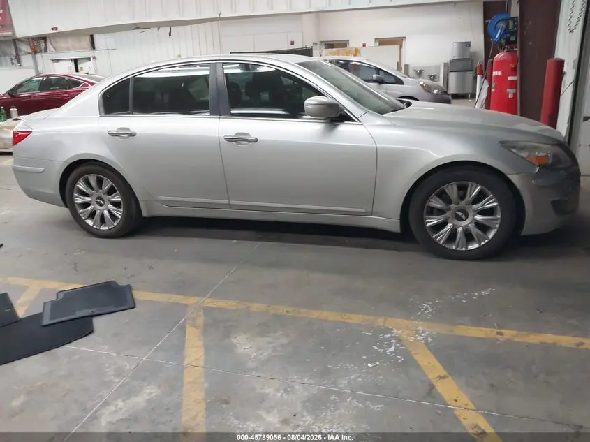 2011 HYUNDAI GENESIS 3.8