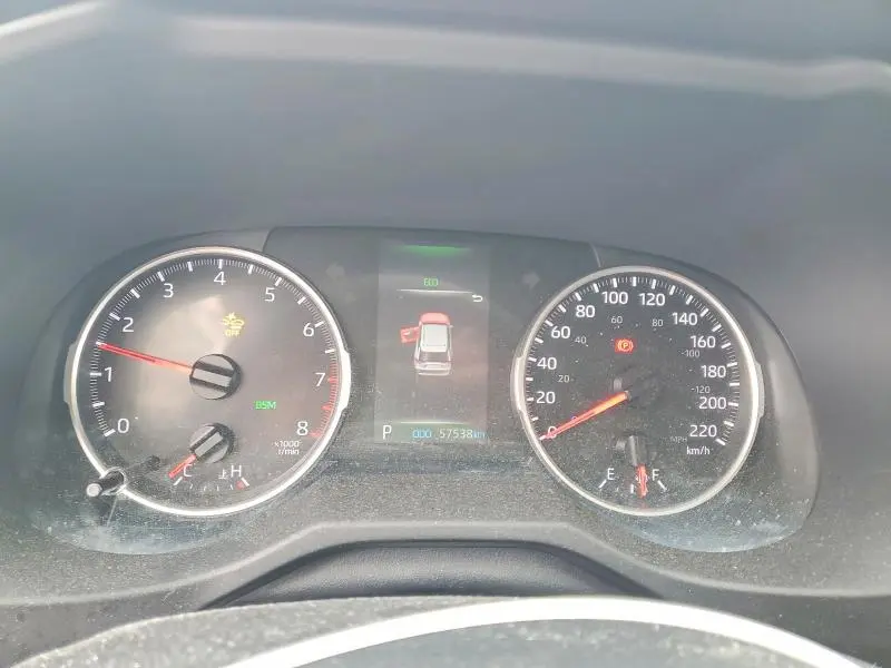 2022 TOYOTA RAV4 XLE  