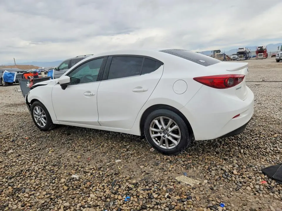 2016 MAZDA 3 TOURING  