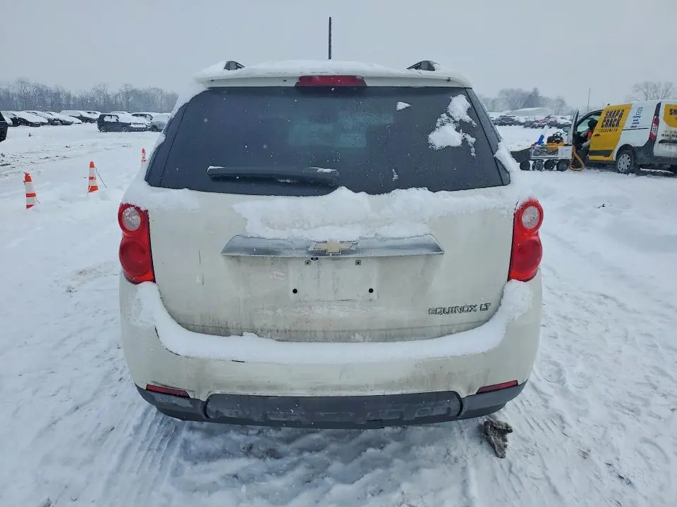 2015 CHEVROLET EQUINOX LT  