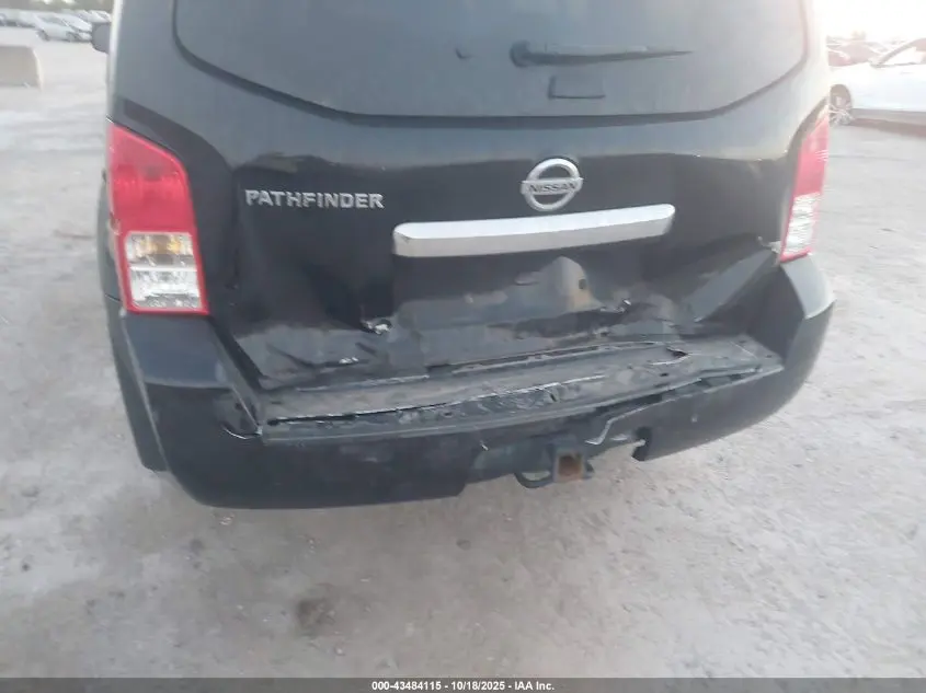 2011 NISSAN PATHFINDER SV