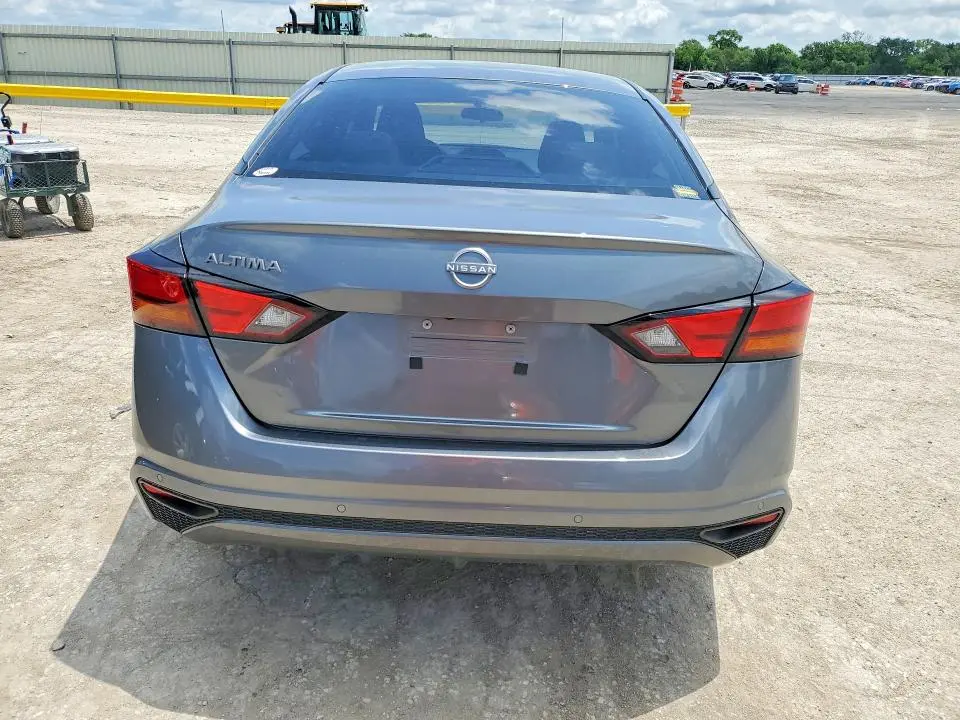 2023 NISSAN ALTIMA S  