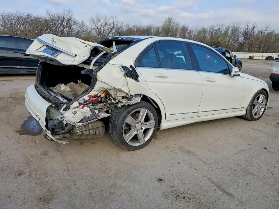 2010 MERCEDES-BENZ C 300  