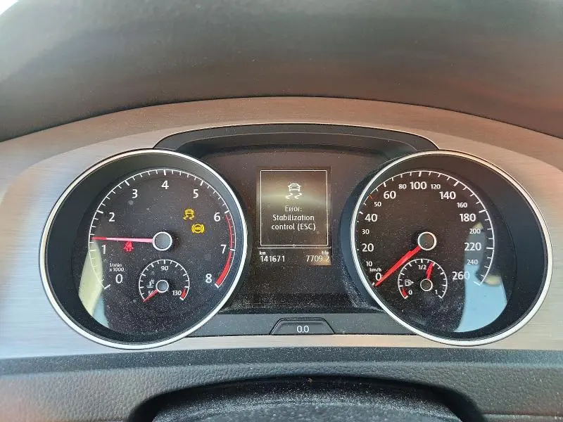 2015 VOLKSWAGEN GOLF   