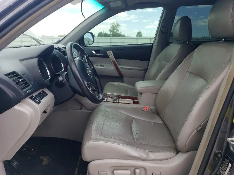 2011 TOYOTA HIGHLANDER LIMITED  