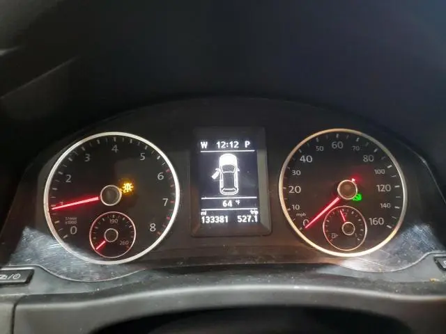 2013 VOLKSWAGEN TIGUAN S  