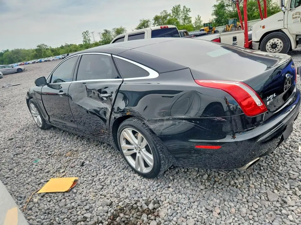 2011 JAGUAR XJL   