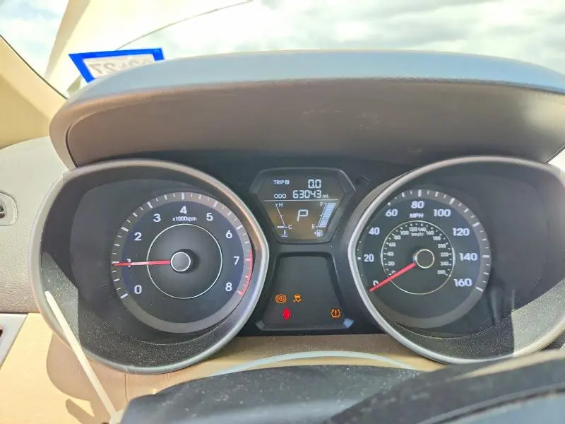 2013 HYUNDAI ELANTRA GLS  