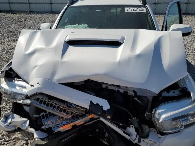 2017 TOYOTA TACOMA DOUBLE CAB  