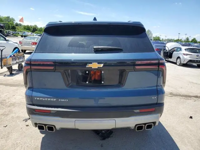 2024 CHEVROLET TRAVERSE LT  