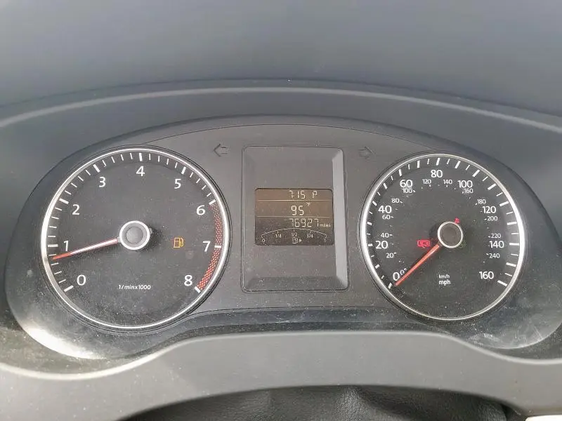 2013 VOLKSWAGEN JETTA SE  