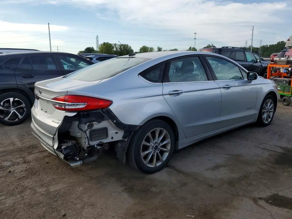 2017 FORD FUSION SE HYBRID  