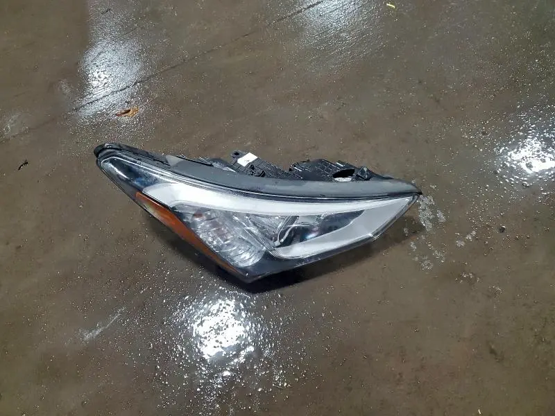 2015 HYUNDAI SANTA FE GLS  