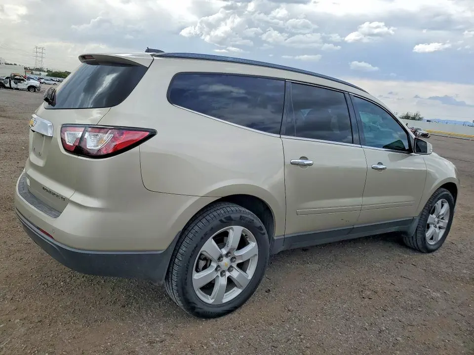 2016 CHEVROLET TRAVERSE LT  
