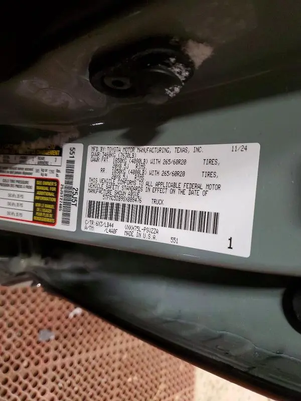 2025 TOYOTA TUNDRA CREWMAX PLATINUM  