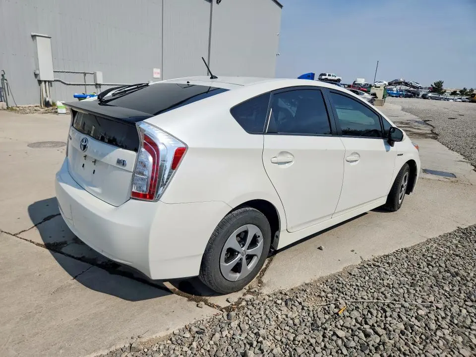2012 TOYOTA PRIUS TWO  