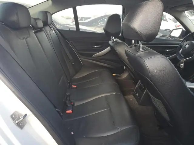 2013 BMW 320 I XDRIVE  