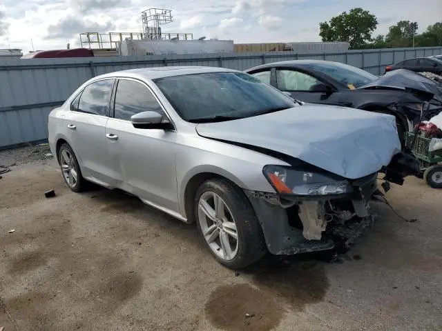 2014 VOLKSWAGEN PASSAT SE  