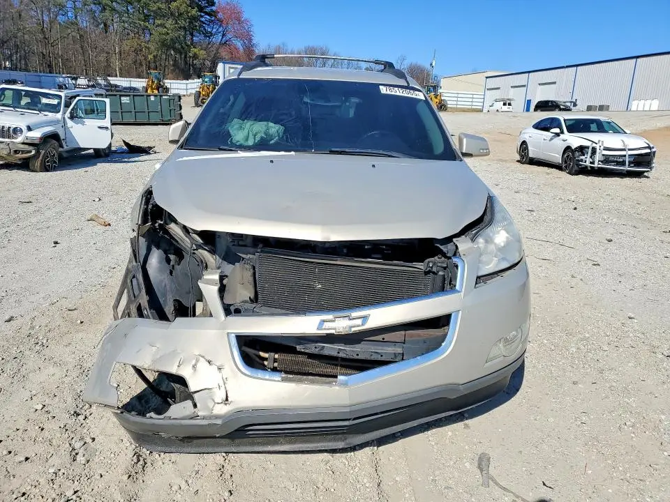 2012 CHEVROLET TRAVERSE LT  