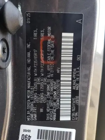 2025 TOYOTA SIENNA LE  