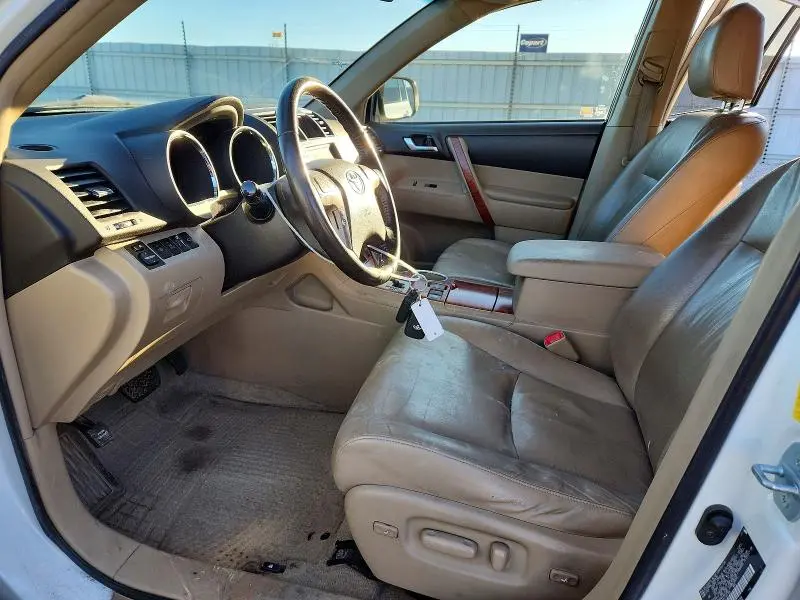2010 TOYOTA HIGHLANDER LIMITED  