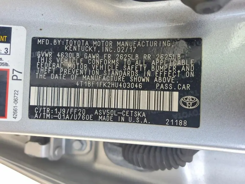 2017 TOYOTA CAMRY SE  