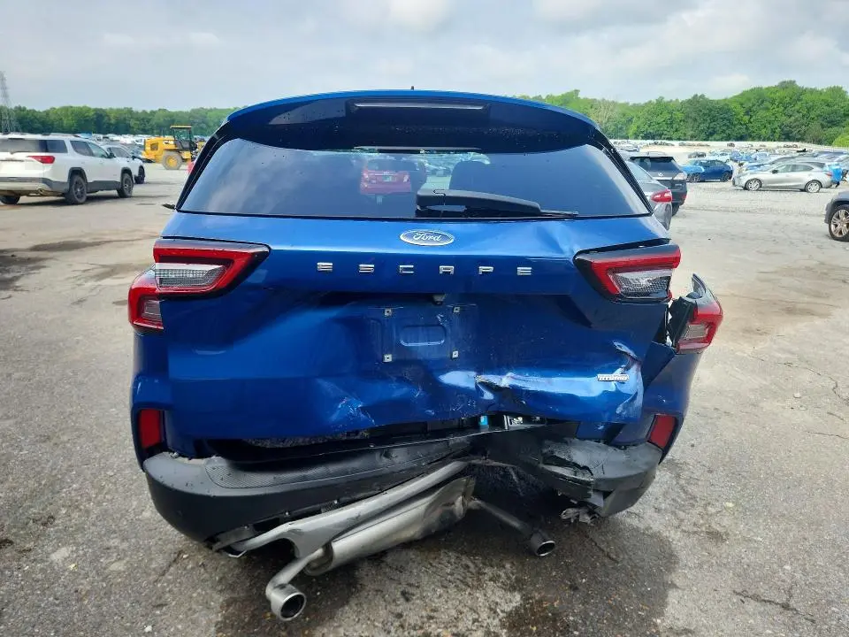 2023 FORD ESCAPE   