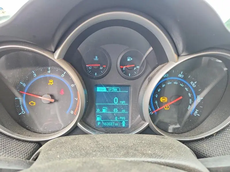 2015 CHEVROLET CRUZE LT  