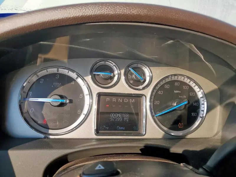 2011 CADILLAC ESCALADE LUXURY  