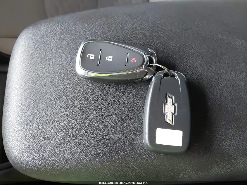 2020 CHEVROLET EQUINOX AWD LS