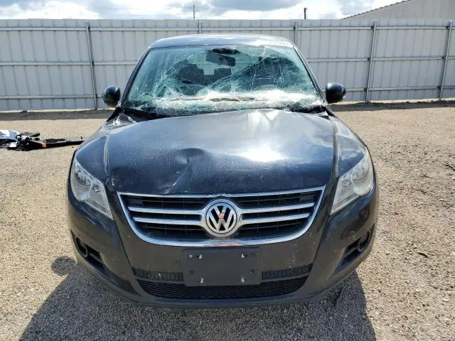 2011 VOLKSWAGEN TIGUAN S  