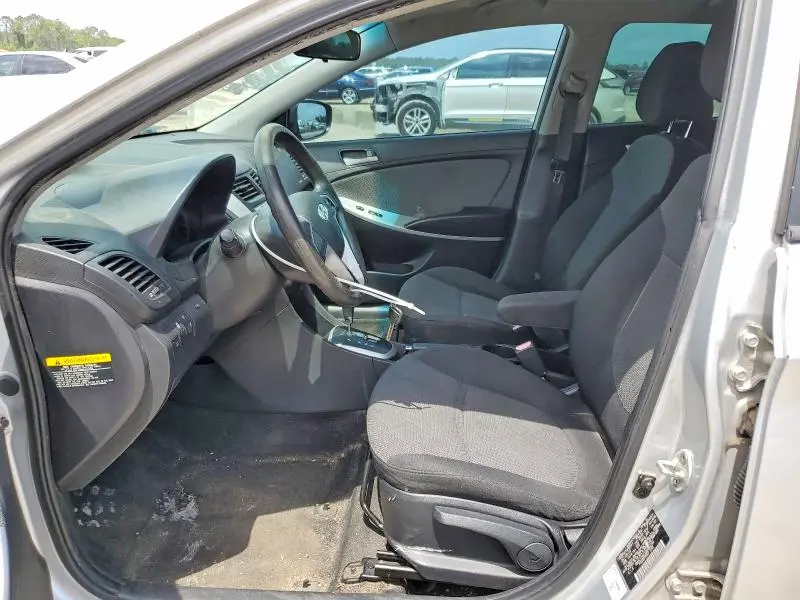 2013 HYUNDAI ACCENT GS  