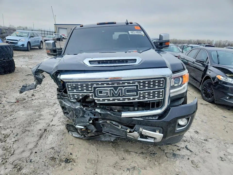 2019 GMC SIERRA K2500 DENALI  