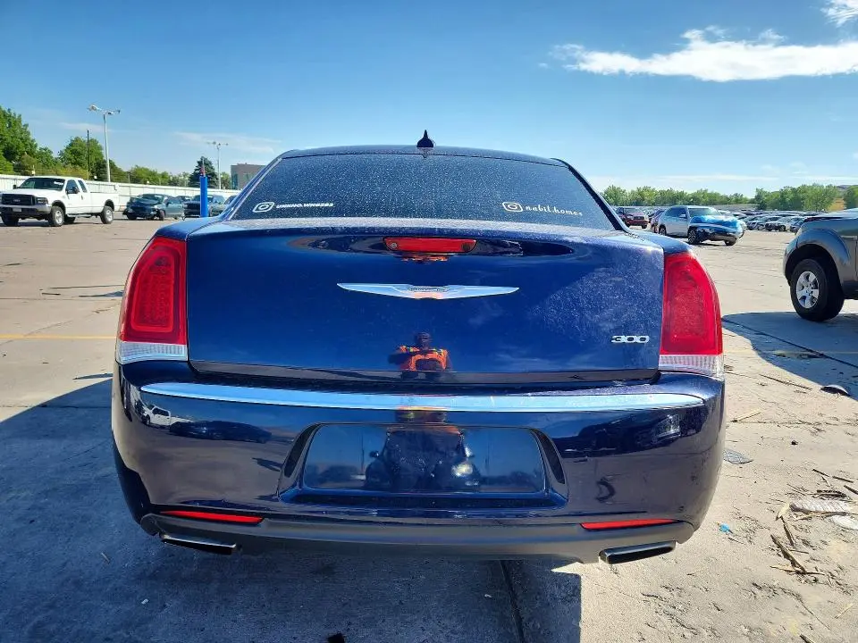 2017 CHRYSLER 300 LIMITED  