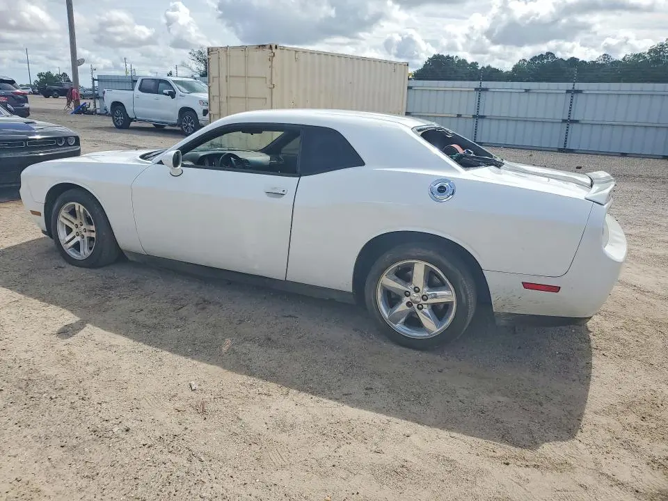2013 DODGE CHALLENGER SXT  
