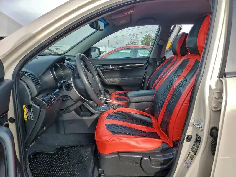 2011 KIA SORENTO BASE  