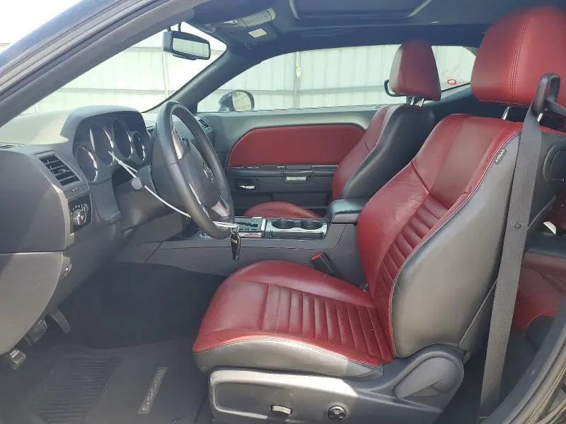 2013 DODGE CHALLENGER SXT  