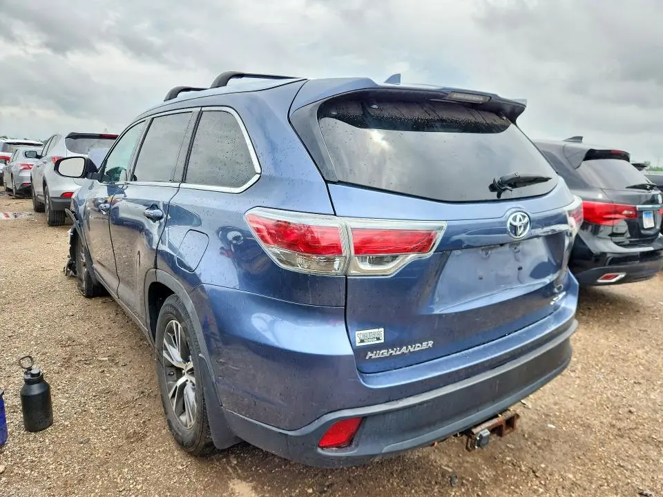 2016 TOYOTA HIGHLANDER XLE  