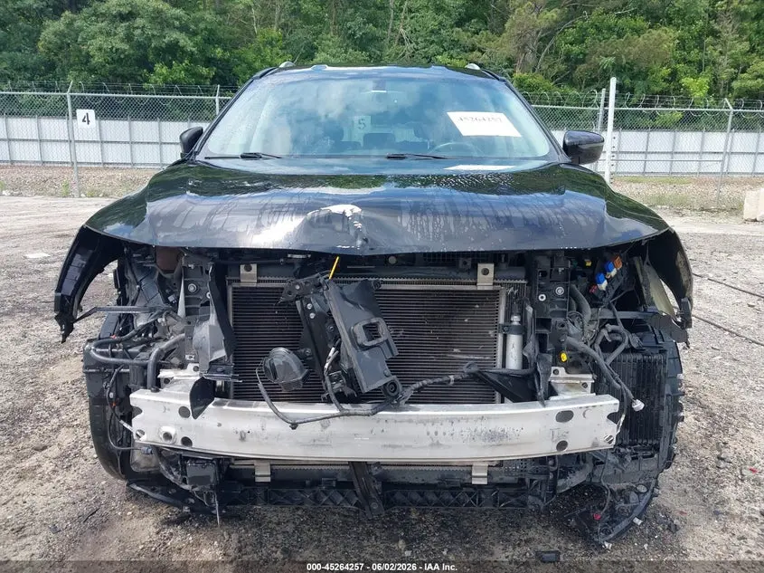 2018 NISSAN PATHFINDER SV