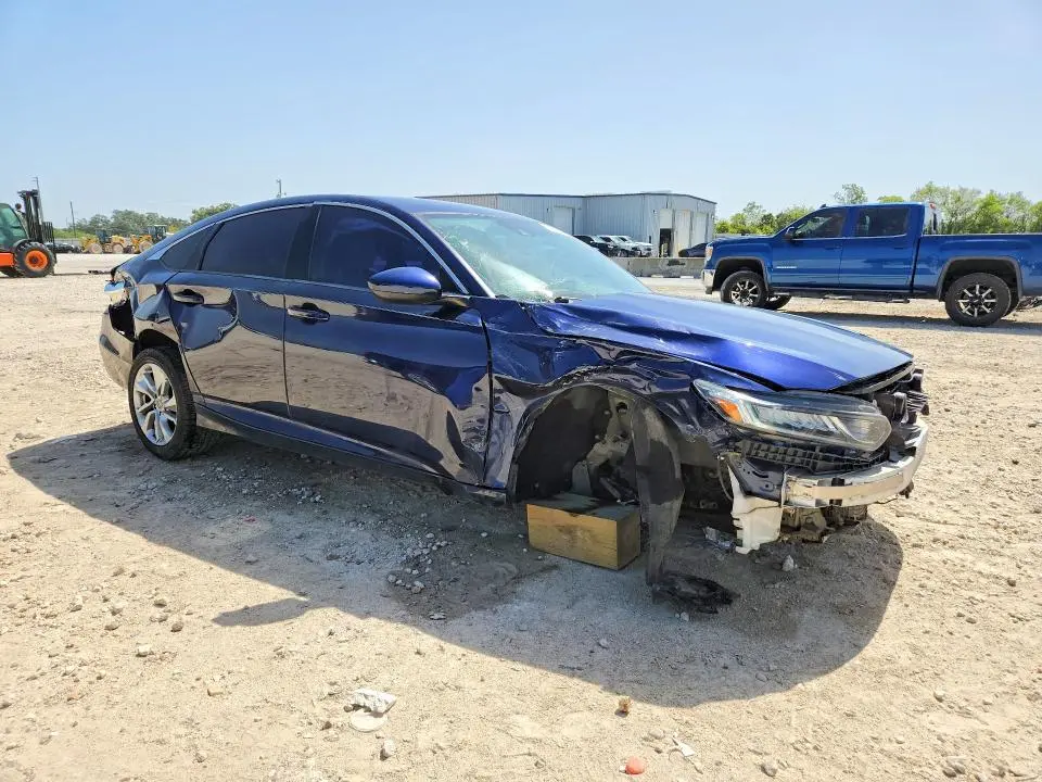 2018 HONDA ACCORD LX  