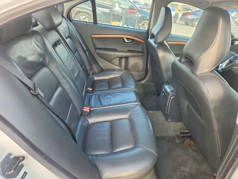 2010 VOLVO S80 3.2  