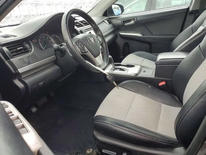 2014 TOYOTA CAMRY SE  
