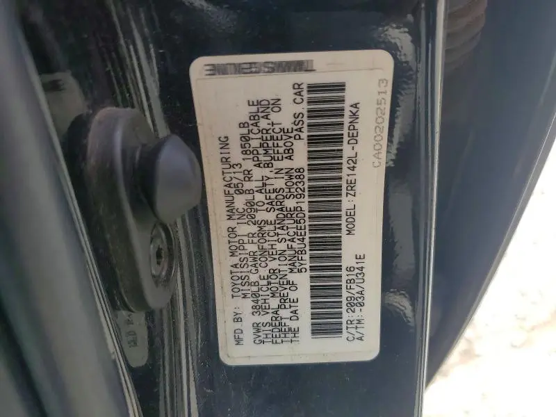 2013 TOYOTA COROLLA LE  