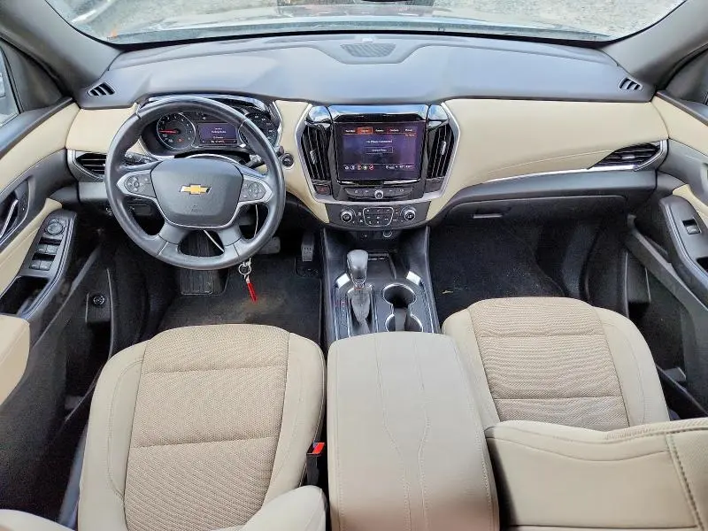 2022 CHEVROLET TRAVERSE LT  