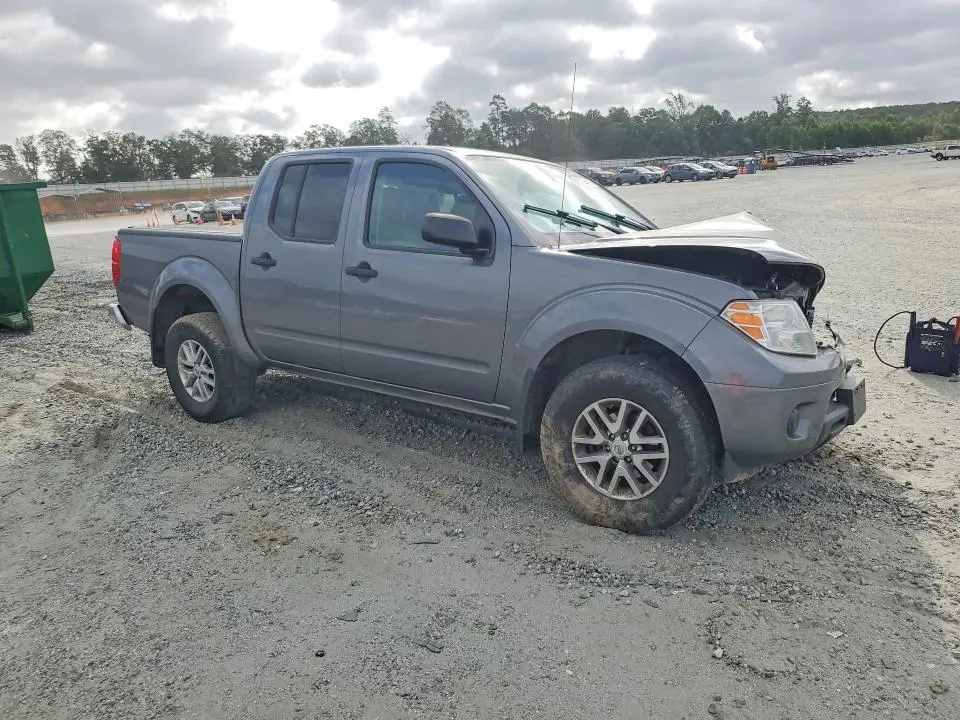 2019 NISSAN FRONTIER SV  
